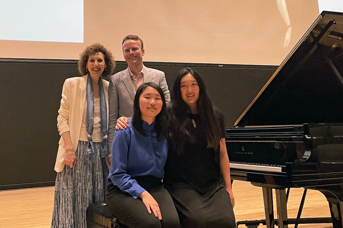 (from left to right) Professor Nina Scolnik, Dr. Joe Davies, Kathryn Lau, Isabella Cao