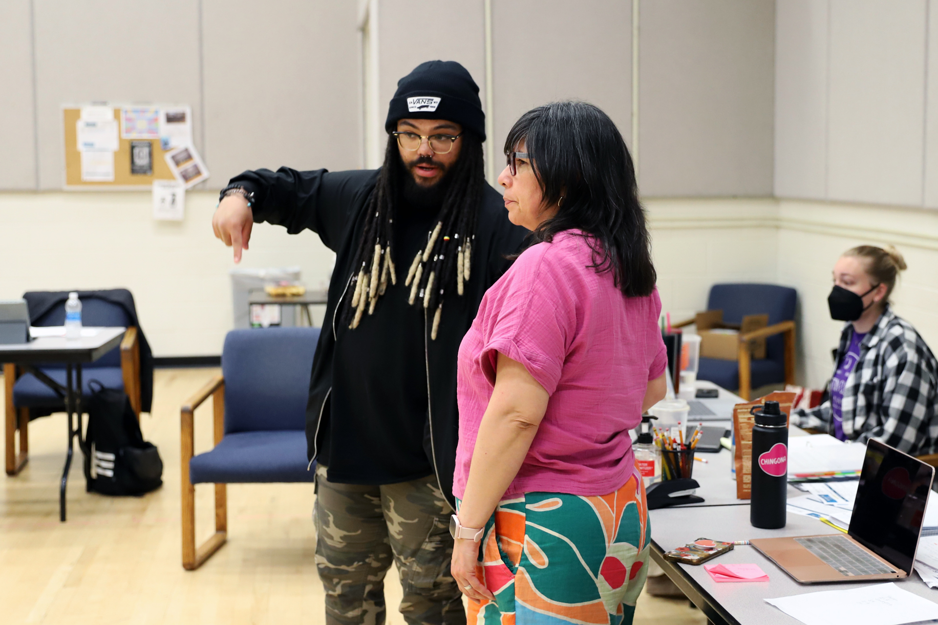  Sam Allen (left) with guest director Sarah Guerrero during a rehearsal of “The Sweetheart Deal” for UCI Drama at the Claire Trevor School of the Arts.