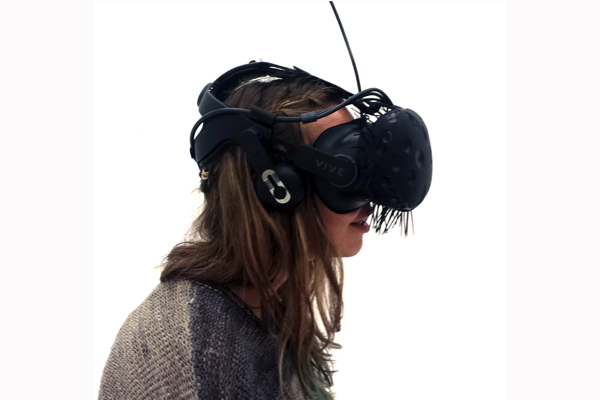 Fly Simulator (2018) – installation view)