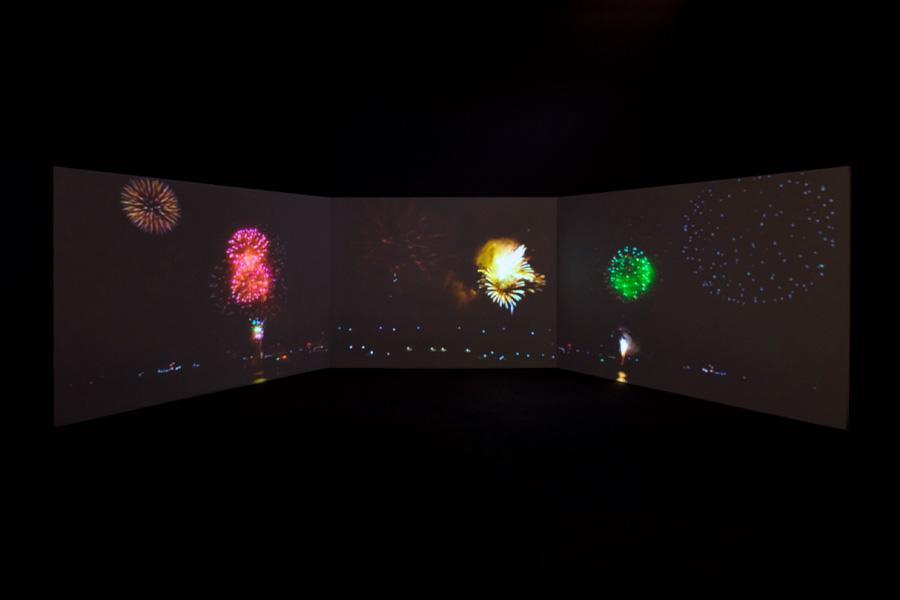 Bruce Yonemoto, Hanabi Fireworks, 1999. 