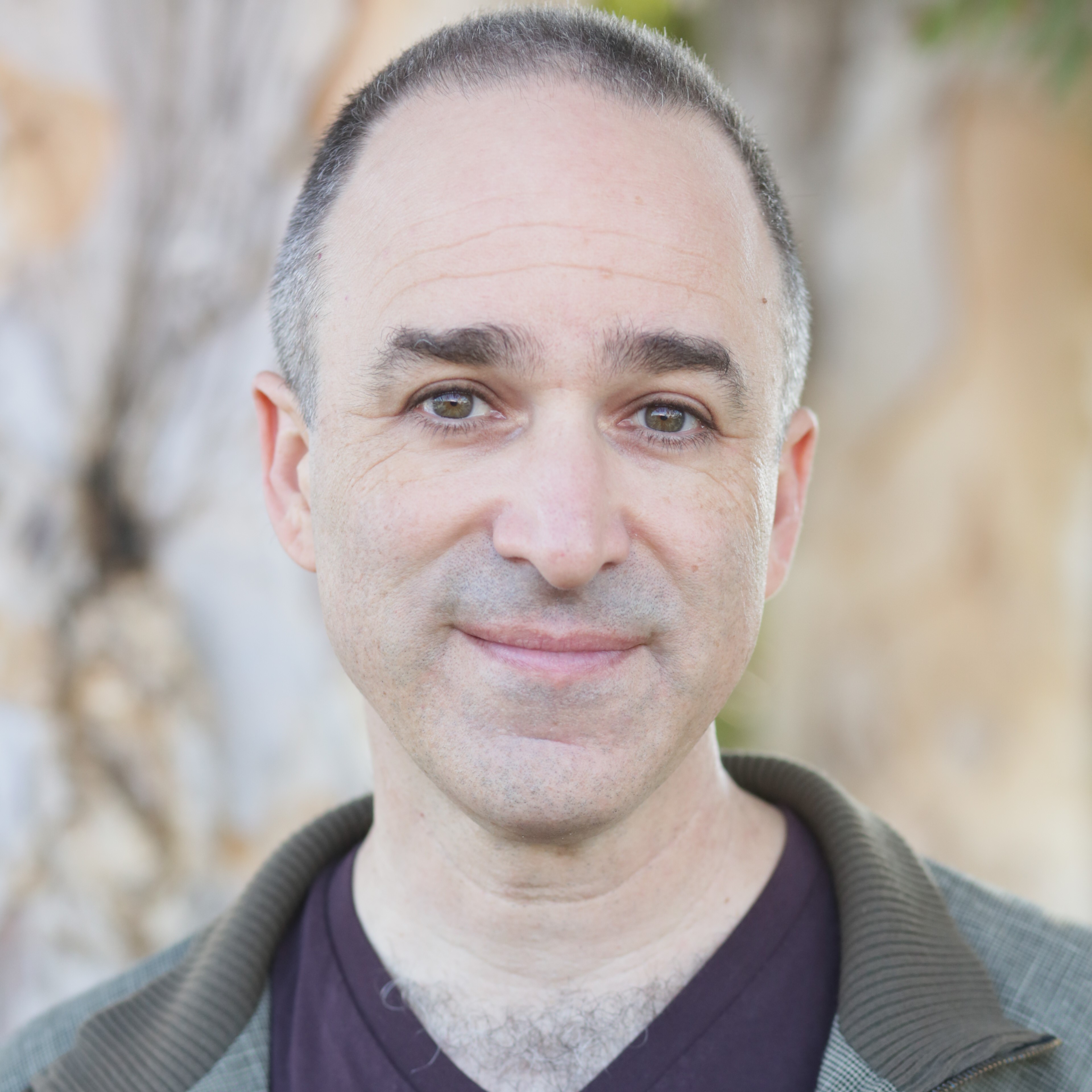 Michael Dessen headshot