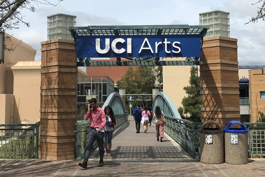 UCI Arts sign