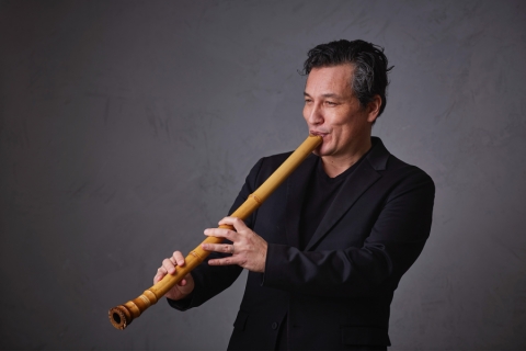 Kojiro Umezaki playing shakuhachi